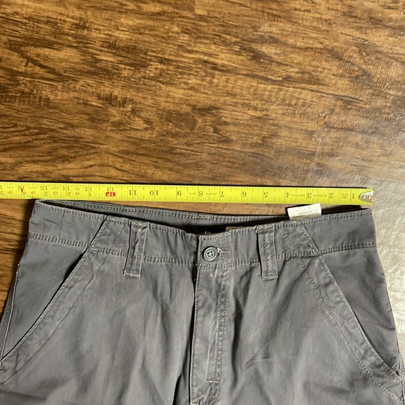 NWT Grey Wrangler Flex Cargo Relaxed Fit Pants. 30/30. - Picture 2 of 8